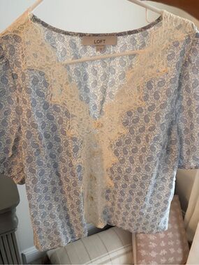 LOFT Blue Floral Lace-Trim Blouse with Cream Accents